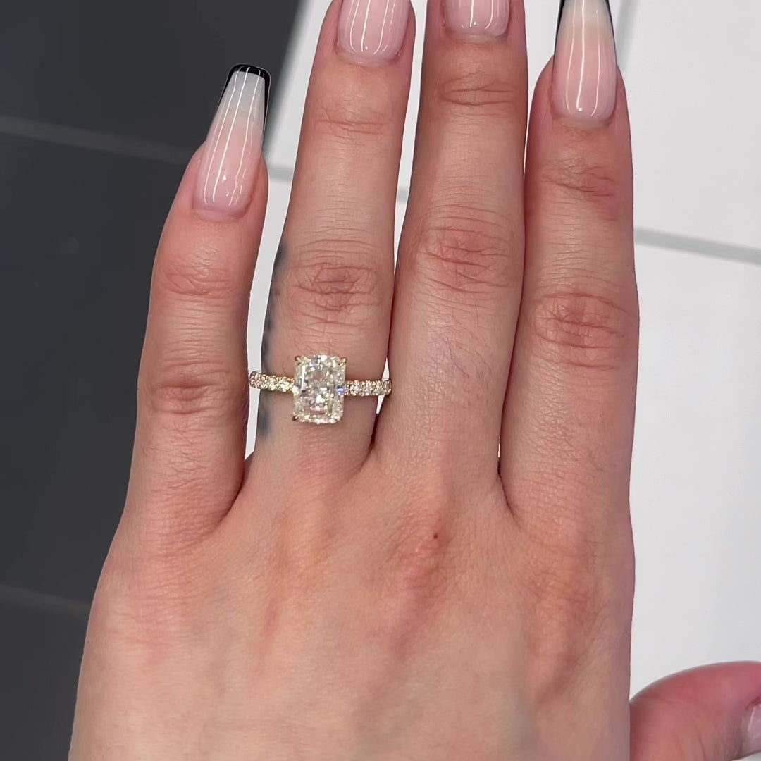 Ctw Radiant Cut Ring in 14K Gold